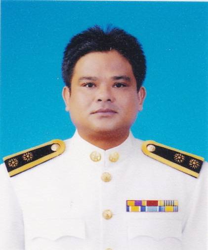 นายสุทธิพจน์ แสงทองพรลภัส