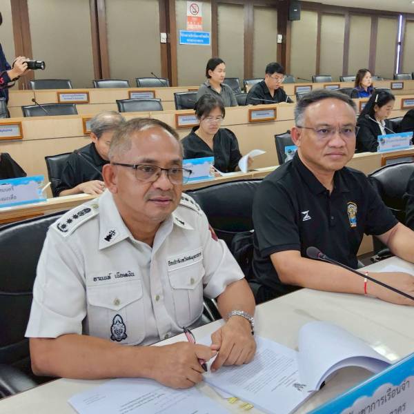 ปศุสัตว์จังหวัดสมุทรสาครร่วมประชุมคณะกรรมการอำนวยการจัดงานพิธีถวายดอกไม้จันทร์จังหวัดสมุทรสาคร 