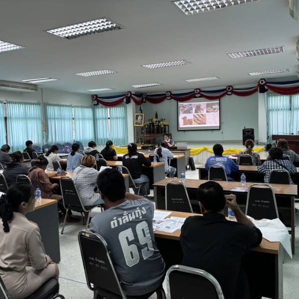 ปศุสัตว์อำเภอสามชุก ให้ความรู้เรื่องการป้องกันโรคพิษสุนัขบ้า พร้อมข้อควรปฏิบัติก่อนและหลังการทำหมันสัตว์
