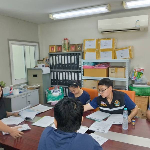 ปศุสัตว์สุพรรณฯ ตรวจรับรอง (ต่ออายุ) สถานกักกันซากสัตว์เพื่อการเคลื่อนย้ายเข้าในหรือผ่านเขตปลอดโรคระบาด ในพื้นที่ ต.เดิมบาง อ.เดิมบางนางบวช 