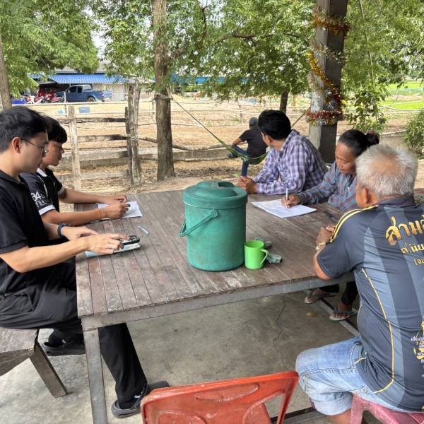 ปศุสัตว์อำเภอสามชุก ตรวจเยี่ยมเกษตรกรตามโครงการธนาคารโค - กระบือ เพื่อเกษตรกร ตามพระราชดำริ ในพื้นที่ ต.หนองผักนาก