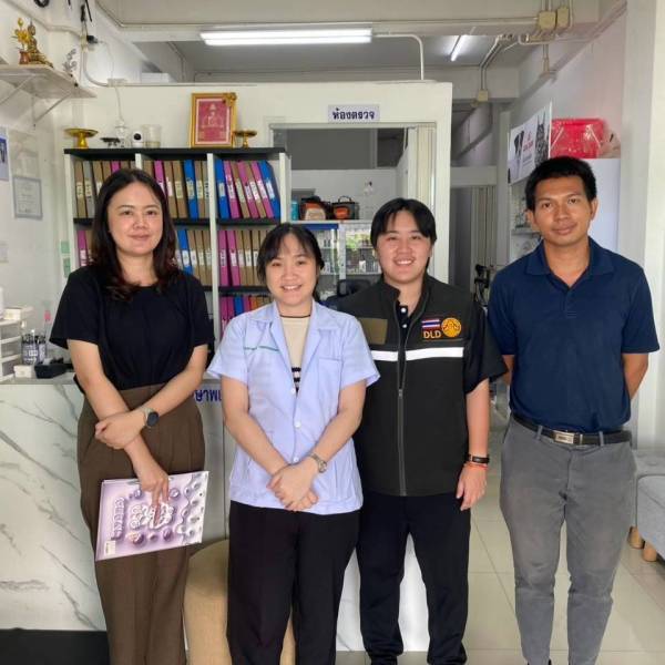 สำนักงานปศุสัตว์จังหวัดนครปฐม  โดยกลุ่มพัฒนาสุขภาพสัตว์ ตรวจต่ออายุสถานพยาบาลสัตว์