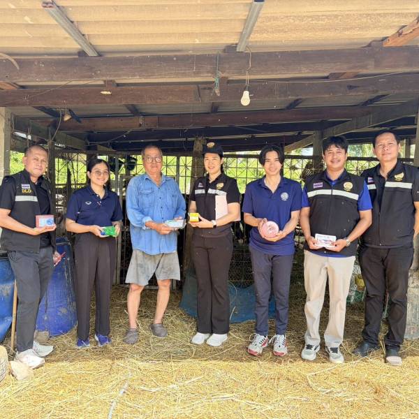 สำนักงานปศุสัตว์จังหวัดสมุทรสาคร ลงพื้นที่ติดตามเกษตรกรที่ได้รับผลกระทบการอุทกภัย