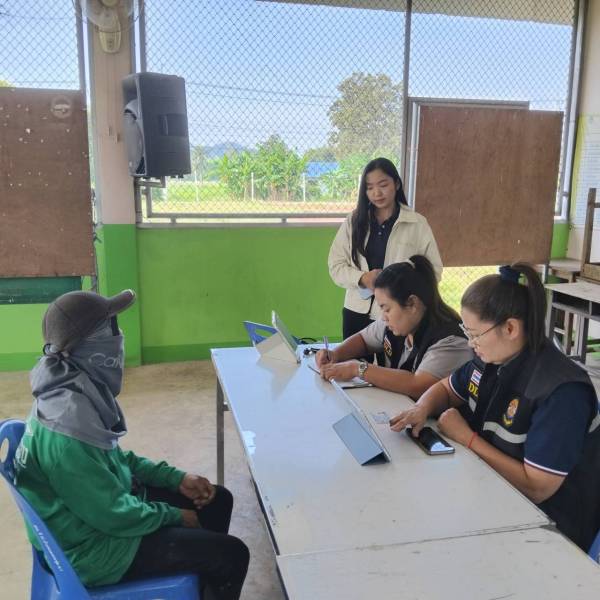 ปศุสัตว์จังหวัดราชบุรี แจกวัคซีนป้องกันโรคสัตว์