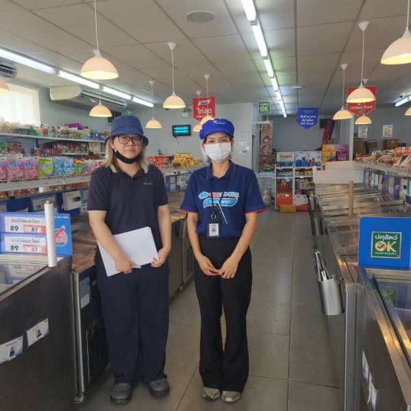 ปศุสัตว์อำเภอสองพี่น้อง ตรวจติดตามสถานที่จำหน่ายเนื้อสัตว์และสถานที่จำหน่ายไข่สด (ปศุสัตว์ OK) 